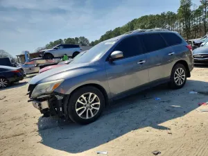 Nissan Pathfinder 3.5L 6 2015