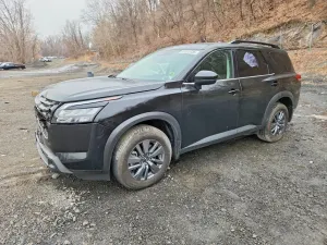 Nissan Pathfinder 3.5L 6 2025