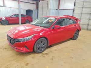 Hyundai Elantra 2.0L 4 2023