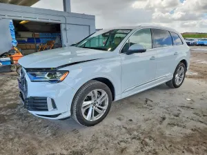 Audi Q7 2.0L 4 2024