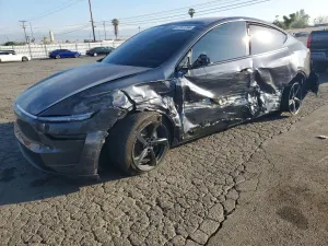 Tesla Model Y 2026