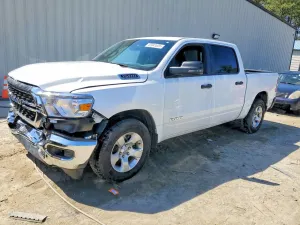 RAM 1500 5.7L 8 2023