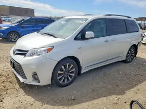 Toyota Sienna 3.5L 6 2018