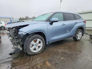 Toyota Highlander 3.5L 6 2022