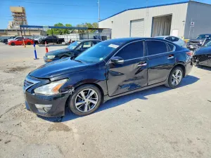 Nissan Altima 2.5L 4 2015