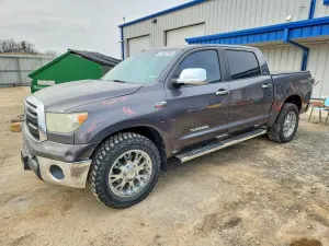 Toyota Tundra 5.7L 8 2012