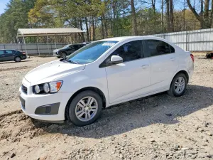 Chevrolet Aveo (Sonic) 1.8L 4 2015