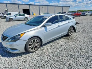 Hyundai Sonata 2.0L 4 2013