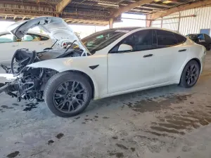 Tesla Model S 2022