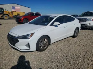 Hyundai Elantra 2.0L 4 2019