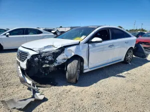 Hyundai Sonata 2.0L 4 2015
