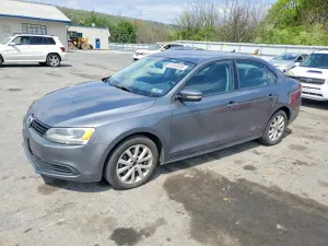 Volkswagen Jetta 2.5L 5 2012
