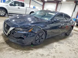 Nissan Altima 2.5L 4 2022