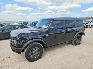 Ford Bronco 2.3L 4 2024