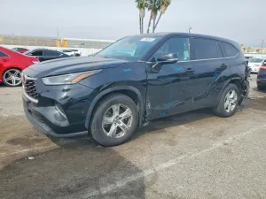 Toyota Highlander 3.5L 6 2021