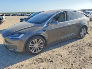 Tesla Model X 2016