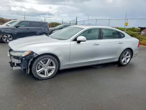 Volvo S90 2.0L 4 2018