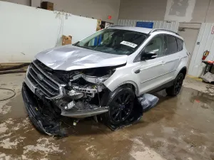 Ford Escape 2.0L 4 2017
