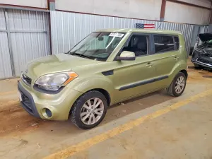 Kia Soul 2.0L 4 2012