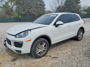 Porsche Cayenne 3.6L 6 2016