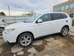 Mitsubishi Outlander 3.0L 6 2014