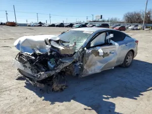 Nissan Altima S 2.5L 4 2022