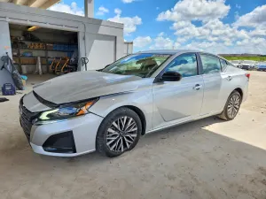Nissan Altima 2.5L 4 2025