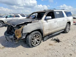 GMC Yukon 5.3L 8 2016