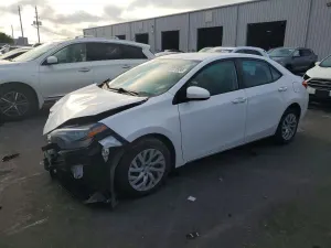 Toyota Corolla 1.8L 4 2019