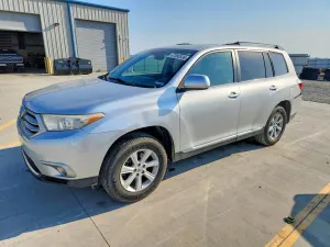 Toyota Highlander 3.5L 6 2013