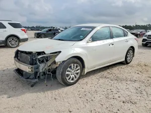 Nissan Altima 2.5L 4 2015