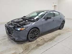 Mazda 3 2.5L 4 2023