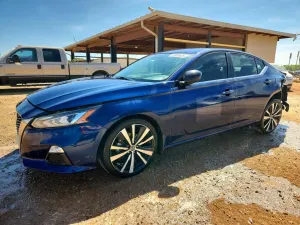 Nissan Altima 2.5L 4 2021