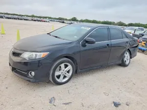 Toyota Camry 2.5L 4 2014