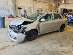 Toyota Corolla 1.8L 4 2013