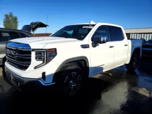 GMC Sierra 5.3L 8 2025