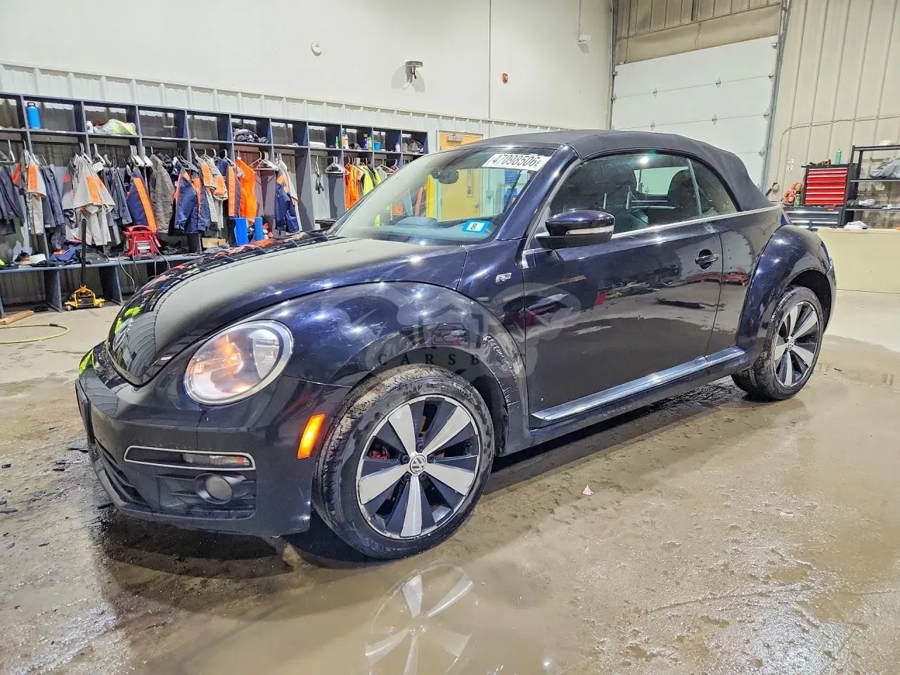 Volkswagen Beetle 2.0L 4 2014