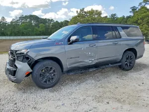 Chevrolet Suburban 5.3L 8 2022