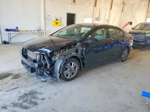 Hyundai Elantra 2.0L 4 2020