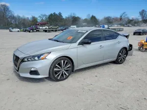 Nissan Altima 2.5L 4 2021