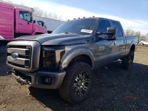 Ford F-350 6.7L 8 2014