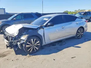 Nissan Altima 2.5L 4 2020