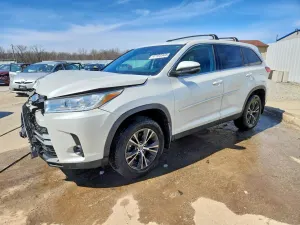 Toyota Highlander 3.5L 6 2019