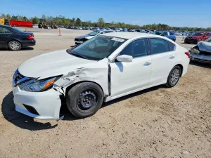 Nissan Altima 2.5L 4 2018