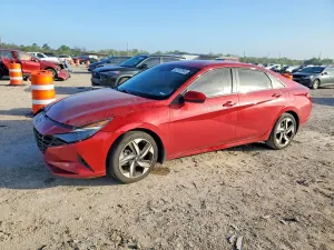 Hyundai Elantra 2.0L 4 2023