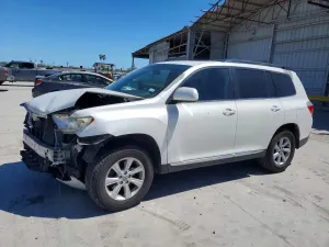 Toyota Highlander 3.5L 6 2013
