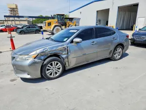 Lexus ES 3.5L 6 2015