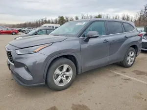 Toyota Highlander 2.4L 4 2024