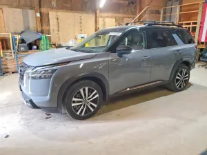 Nissan Pathfinder 3.5L 6 2024