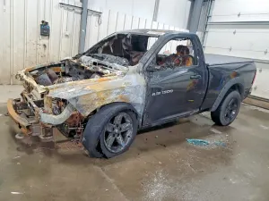Dodge RAM 5.7L 8 2011